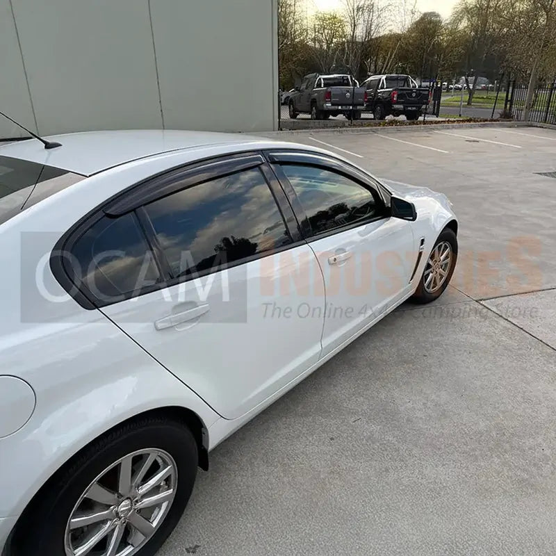 Bonnet Protector, Weathershields For Holden VE Commodore 2006-13 Sedan Tinted – additional photo