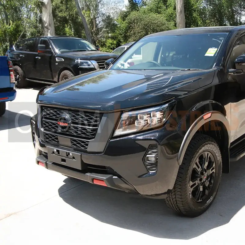 Bonnet Protector & Weathershields for Nissan Navara NP300 03/2021-25, D23 – additional photo