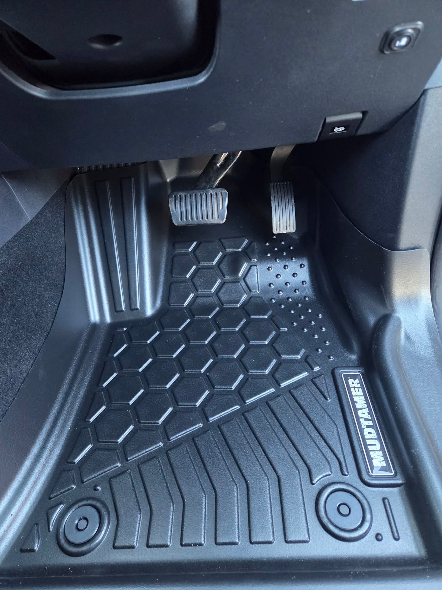 BYD Shark 6 2024+ | MUDTAMER Floor Mats – additional photo