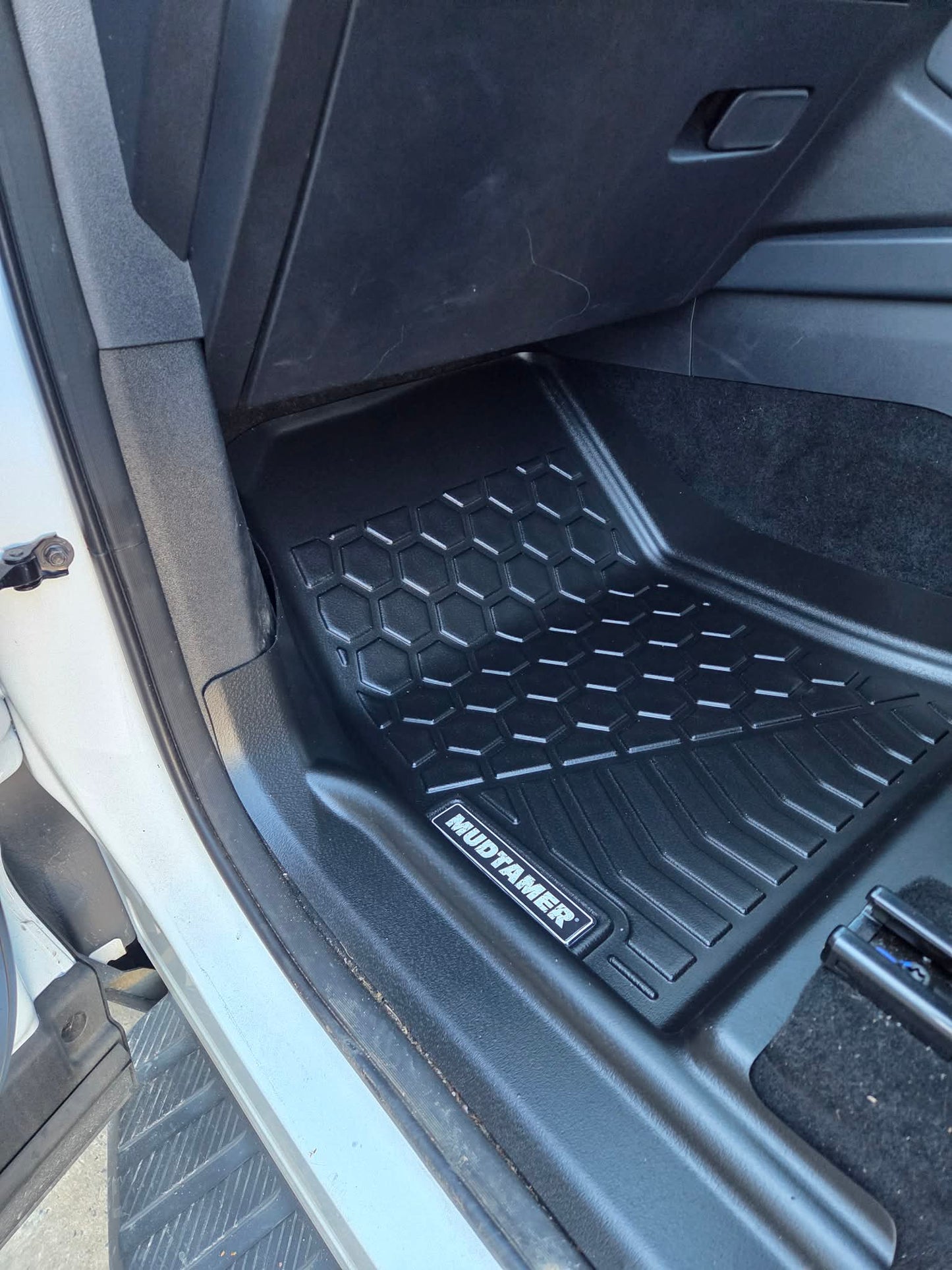 BYD Shark 6 2024+ | MUDTAMER Floor Mats – additional photo