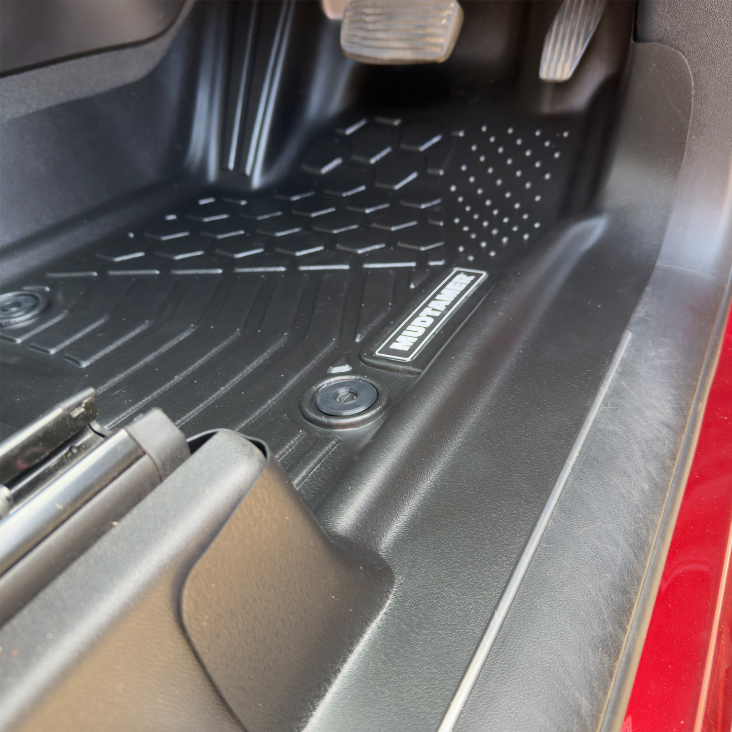 Chevrolet Silverado 1500 2020+ | MUDTAMER Floor Mats – additional photo
